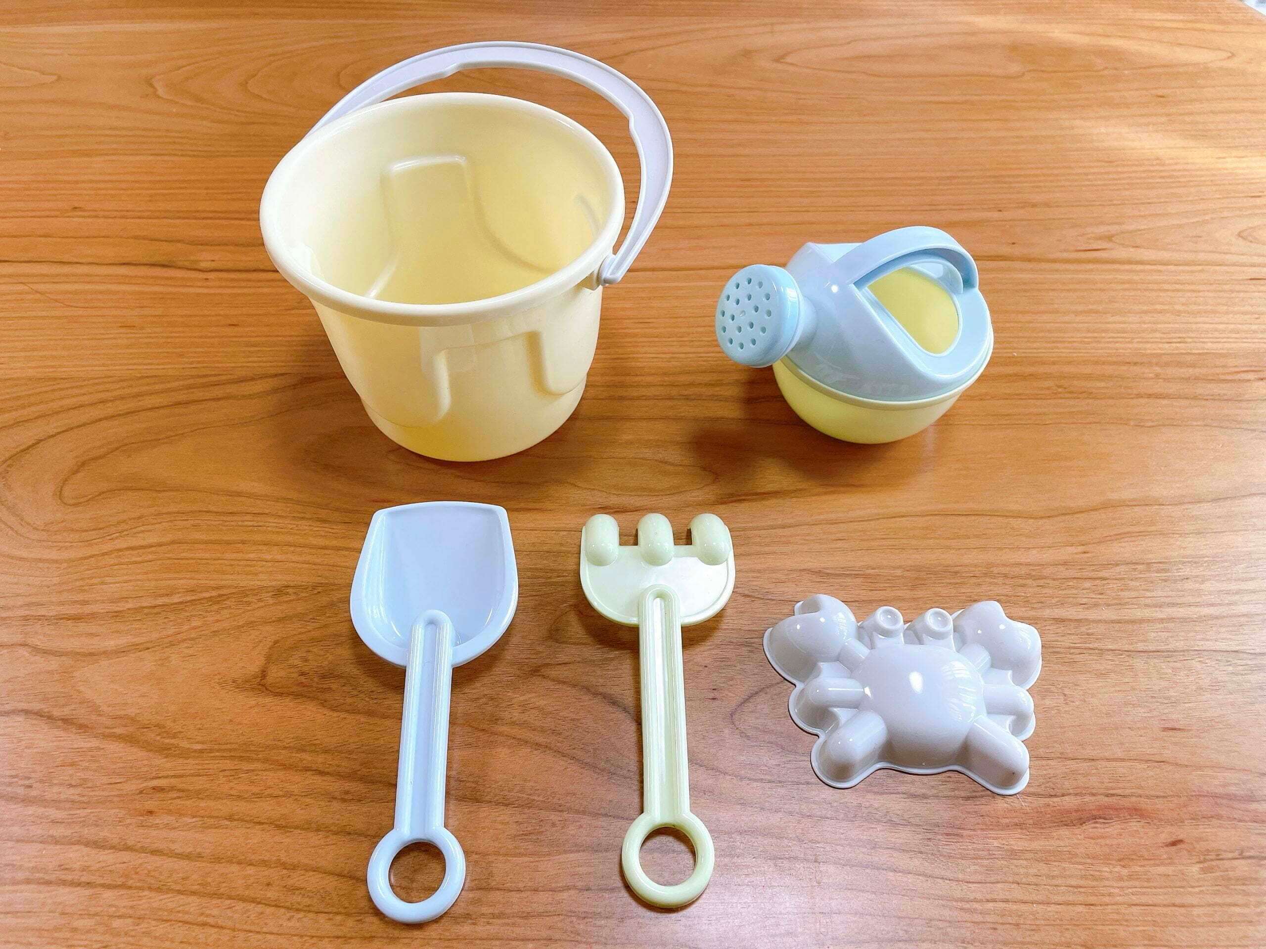 ダイソーのお砂場セットとアイスクリーム砂型を買ってみた こどもとくらす